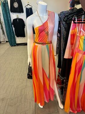Women’s dress